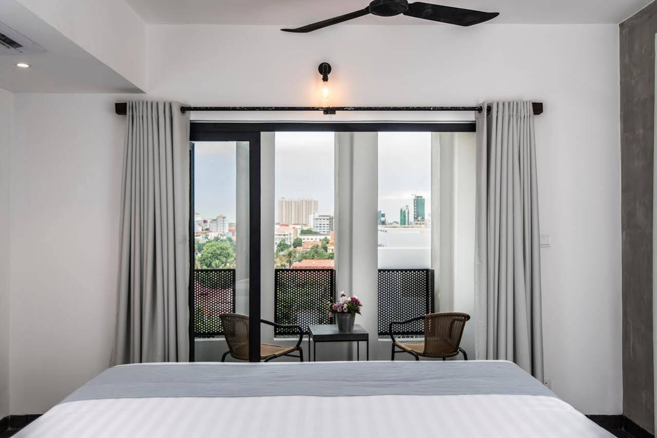 פנום פן Aquarius Hotel And Urban Resort מראה חיצוני תמונה